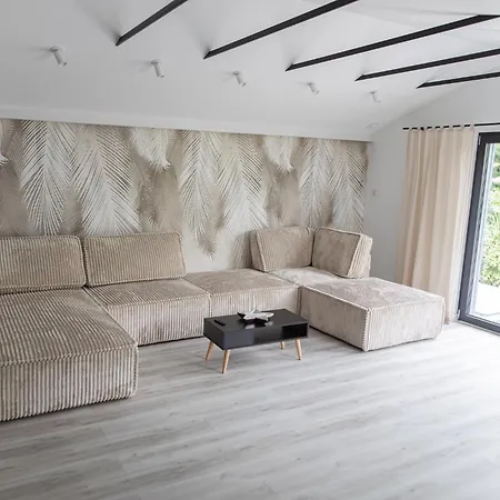 Dom Na Wsi, Bluebeaver