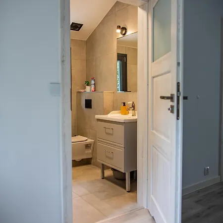 Dom Na Wsi, Bluebeaver *