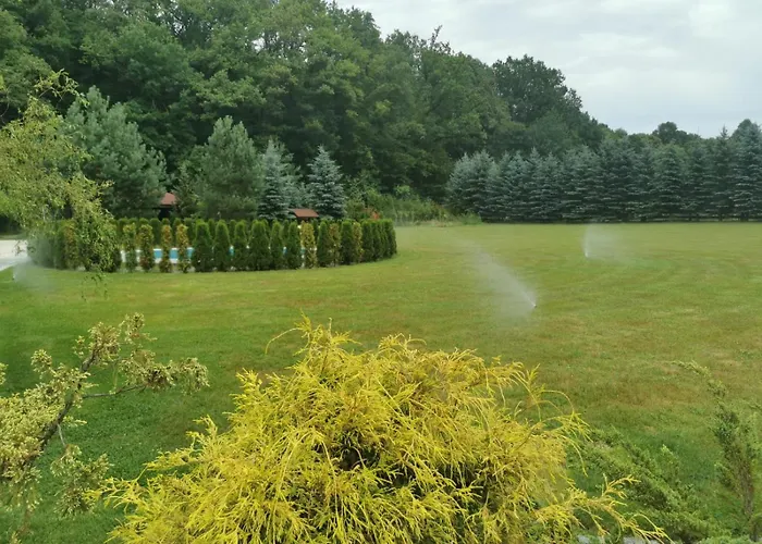 Dom Na Wsi, Bluebeaver Hébergement de vacances *